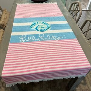 NWOT Lilly Pulitzer Seashell Pink, White and Blue Striped White Fringe Towel